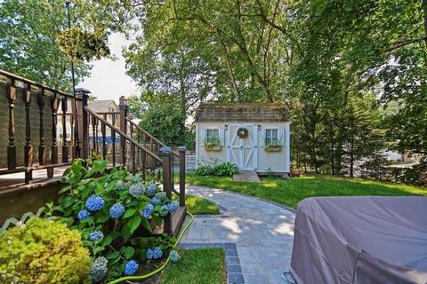 50 Macarthur Rd, Stoneham, MA 02180 photo 10
