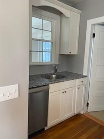999 Sumner Ave, Springfield, MA 01118 photo 5
