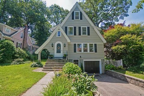 13 Laurel Dr, Needham, MA 02492 photo 1
