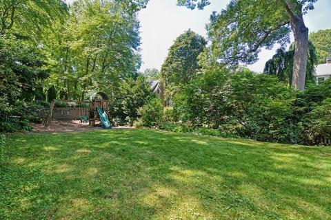 13 Laurel Dr, Needham, MA 02492 photo 19