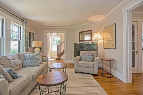 13 Laurel Dr, Needham, MA 02492 photo 3