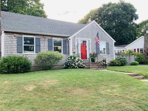 8 Morse Ave, Wareham, MA 02571 photo 2