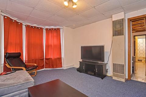 424 Linden St, Fall River, MA 02720 photo 9