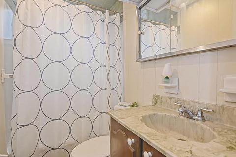 424 Linden St, Fall River, MA 02720 photo 20