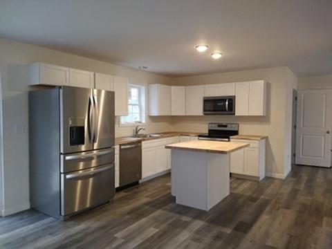 132 N Main St, Webster, MA 01570 photo 1