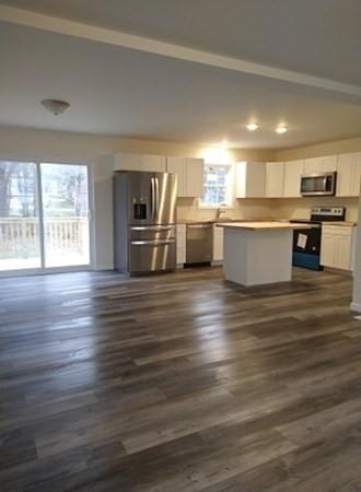 132 N Main St, Webster, MA 01570 photo 2
