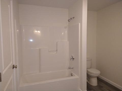 132 N Main St, Webster, MA 01570 photo 4