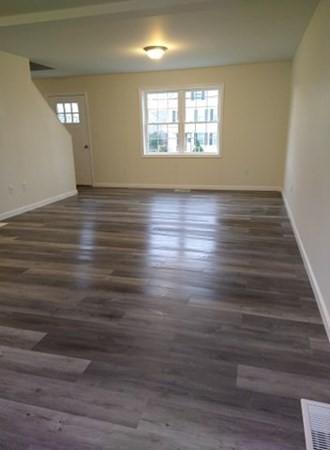 132 N Main St, Webster, MA 01570 photo 3