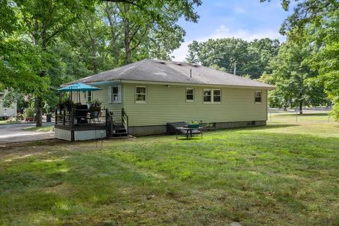 47 Pine St, Franklin, MA 02038 photo 21