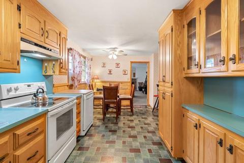 47 Pine St, Franklin, MA 02038 photo 9