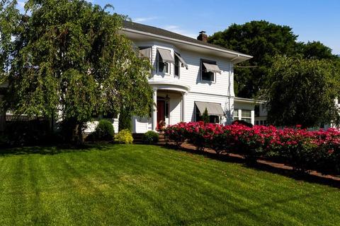 1119 Highland Ave, Fall River, MA 02720 photo 3