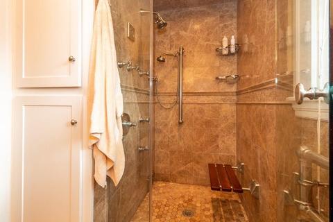 20 Endicott Ave, Marblehead, MA 01945 photo 32