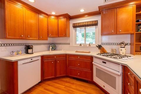 20 Endicott Ave, Marblehead, MA 01945 photo 18