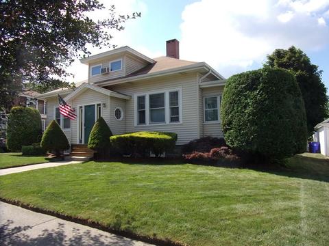 37 Delcar St, Fall River, MA 02720 photo 2