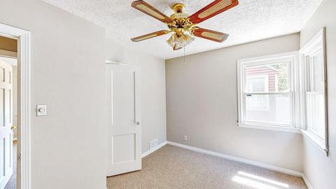 104 Seymour Ave, Springfield, MA 01109 photo 16