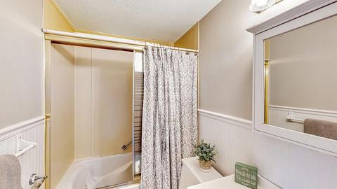 104 Seymour Ave, Springfield, MA 01109 photo 11