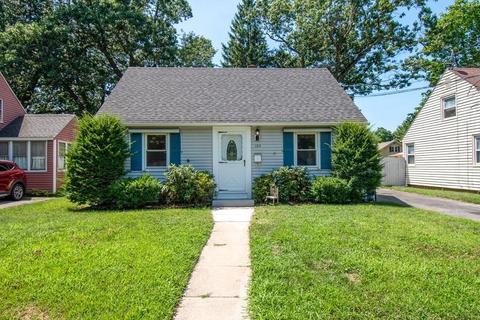 104 Seymour Ave, Springfield, MA 01109 photo 33