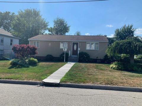 9 Roosevelt St, Fall River, MA 02724 photo 2