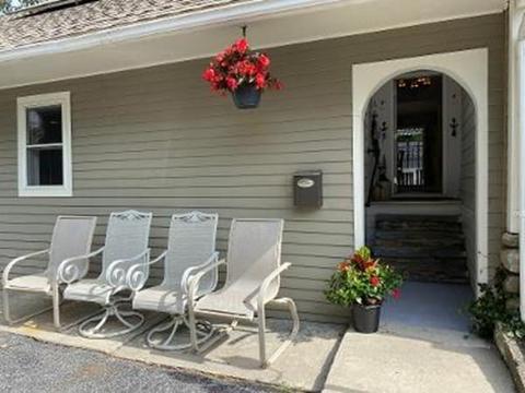 87 Brattle, Worcester, MA 01606 photo 4