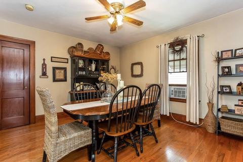 106 Ardmore St, Springfield, MA 01104 photo 5
