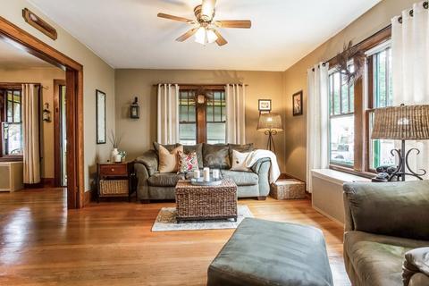 106 Ardmore St, Springfield, MA 01104 photo 4