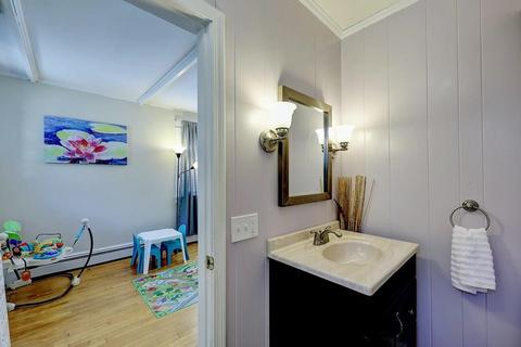 1005 Maple St, Fall River, MA 02720 photo 14