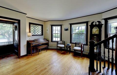 1005 Maple St, Fall River, MA 02720 photo 4