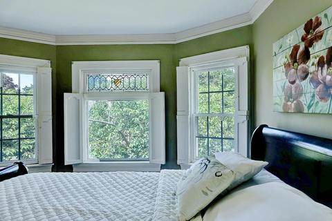 1005 Maple St, Fall River, MA 02720 photo 17