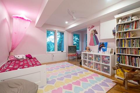 154 Rawson Rd, Brookline, MA 02445 photo 21