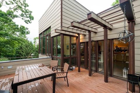 154 Rawson Rd, Brookline, MA 02445 photo 12