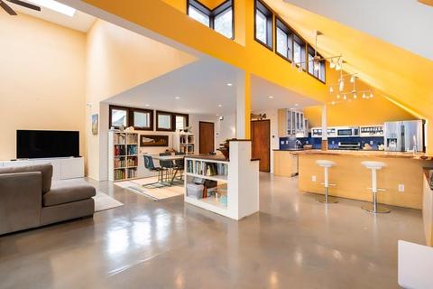 154 Rawson Rd, Brookline, MA 02445 photo 6