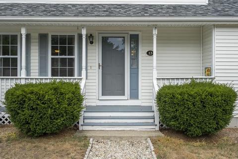 13 Heritage Path, Millis, MA 02054 photo 3