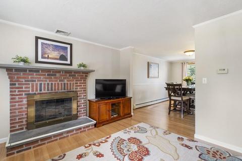13 Heritage Path, Millis, MA 02054 photo 7