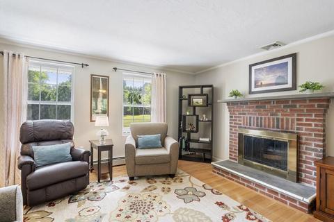 13 Heritage Path, Millis, MA 02054 photo 6