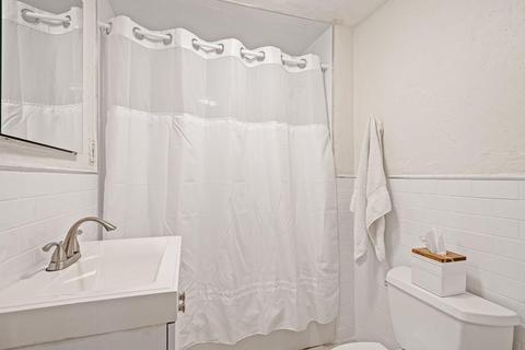 593 E 5th #3, Boston, MA 02127 photo 7