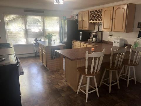 35 Joyce St, Webster, MA 01570 photo 2