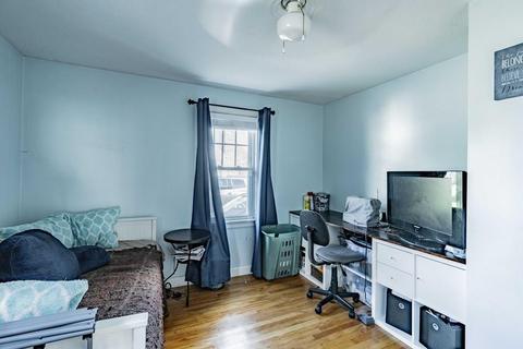 80 East St, Springfield, MA 01104 photo 10