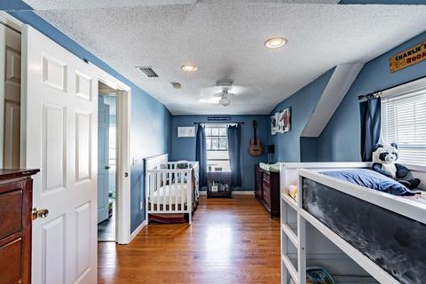80 East St, Springfield, MA 01104 photo 17