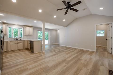 1 W Point Rd, Webster, MA 01570 photo 3