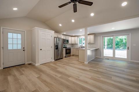 1 W Point Rd, Webster, MA 01570 photo 5