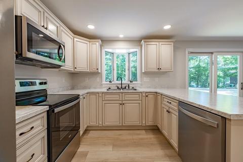 1 W Point Rd, Webster, MA 01570 photo 1