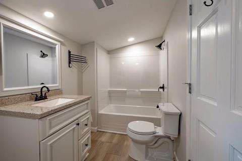 1 W Point Rd, Webster, MA 01570 photo 10
