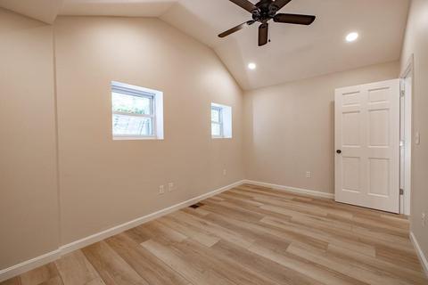1 W Point Rd, Webster, MA 01570 photo 7