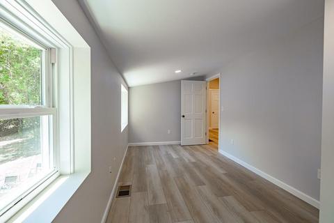 1 W Point Rd, Webster, MA 01570 photo 9