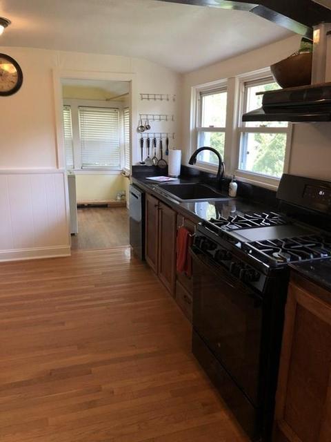 44 Harmon Ave, Springfield, MA 01118 photo 9