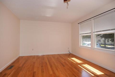 7 Deane St, Maynard, MA 01754 photo 8