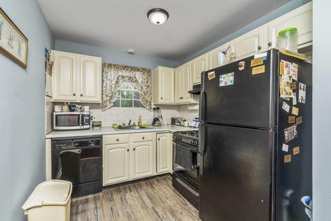 6 Venice St #B6, Danvers, MA 01923 photo 3