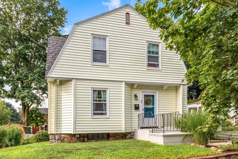 1 Grant St, Maynard, MA 01754 photo 3