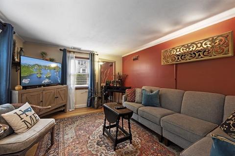 274 Maple St, Danvers, MA 01923 photo 8