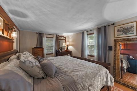 274 Maple St, Danvers, MA 01923 photo 9